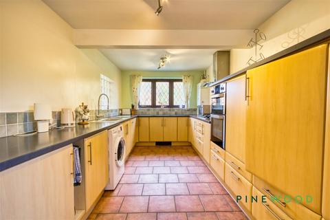 undefined, Pitch Close, Chesterfield S43