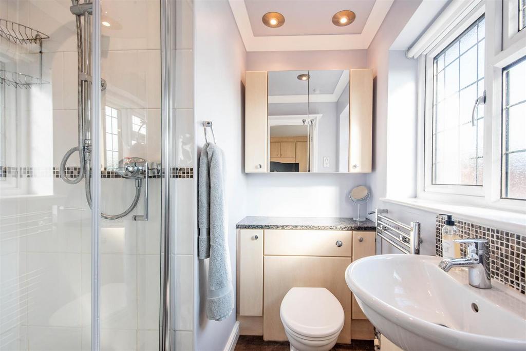 Master Ensuite