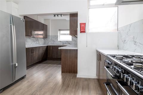 undefined, Smithdown Road, Liverpool, Merseyside, L15