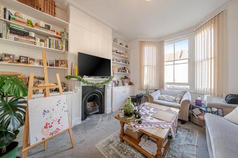 2 bedroom flat for sale, Eardley Road, Streatham, London, SW16
