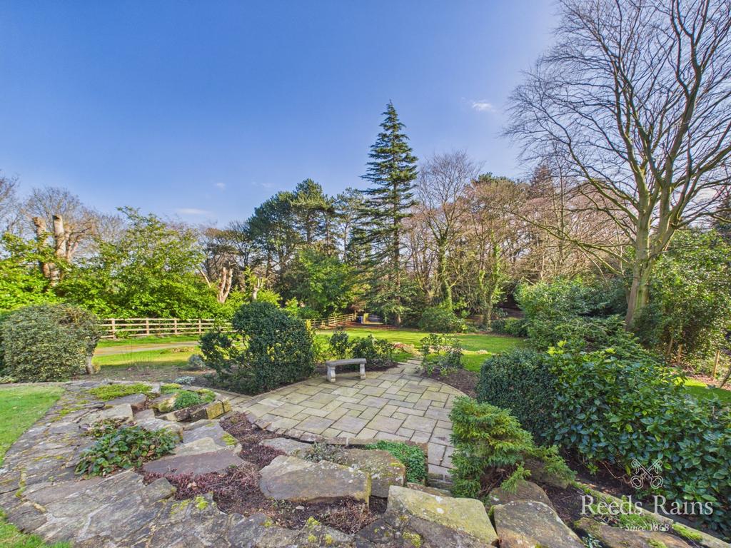 Front Gardens