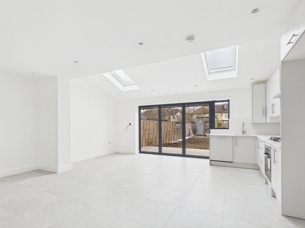 Kitchen / Dining