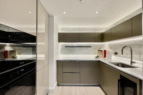 2 bedroom apartment to rent, Parkside Apartments, London, W12