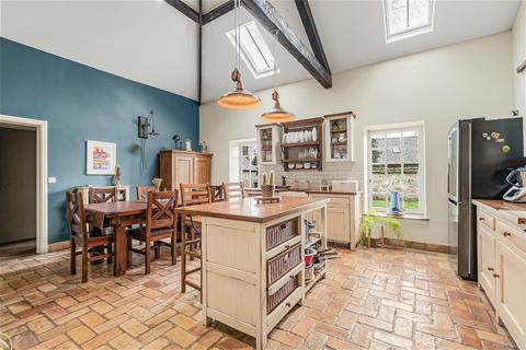 4 bedroom character property for sale, Queens Avenue, Bicester