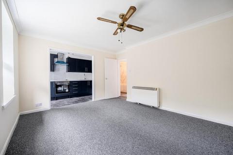 2 bedroom flat to rent, Wilson Road,  Reading,  RG30