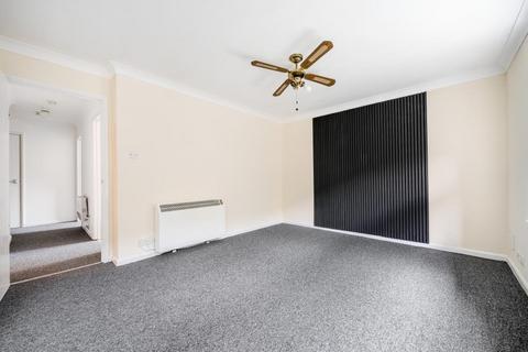 2 bedroom flat to rent, Wilson Road,  Reading,  RG30
