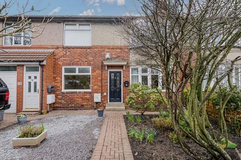 2 bedroom flat for sale, Wych Elm Crescent, High Heaton, NE7