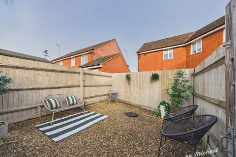 2 bedroom maisonette for sale, Oxpen, Aylesbury