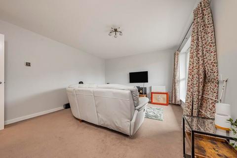1 bedroom flat for sale, Windrush Drive, High Wycombe, HP13