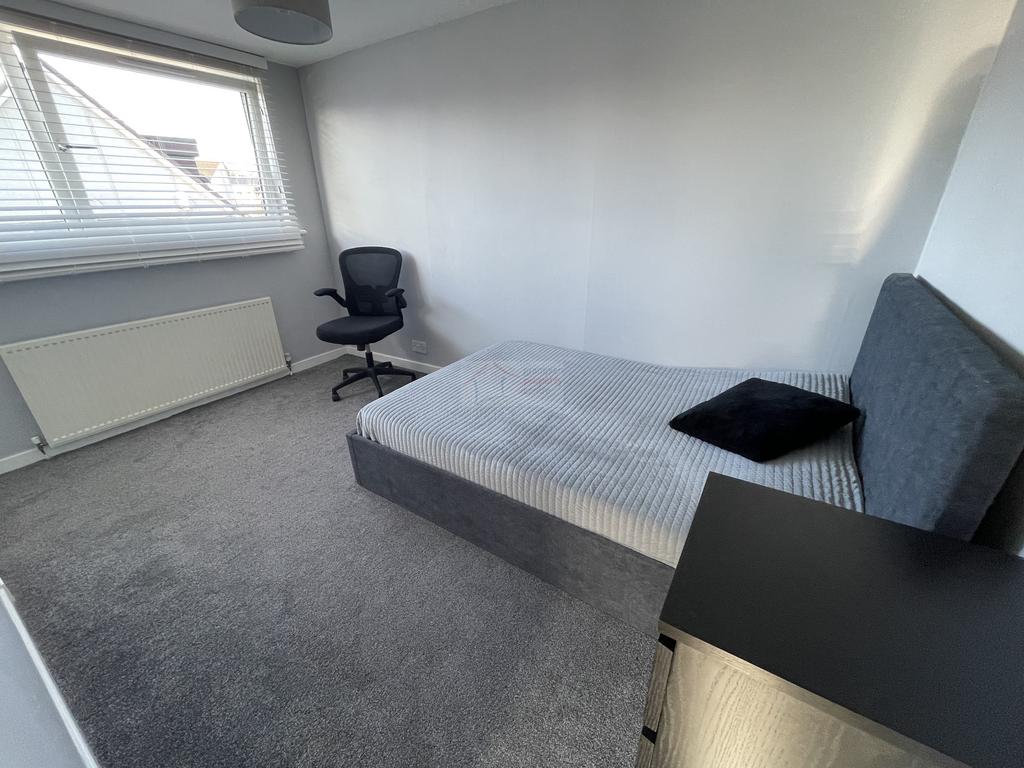Bedroom 2a.JPG