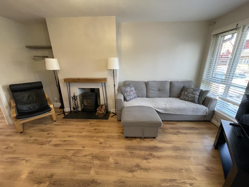 Lounge b.JPG
