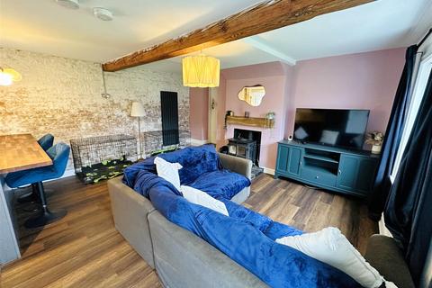 2 bedroom semi-detached house for sale, Shipyard Road, Selby