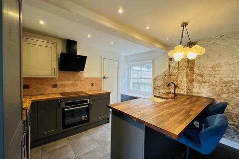 2 bedroom semi-detached house for sale, Shipyard Road, Selby