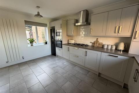 undefined, Scott Close, Daventry