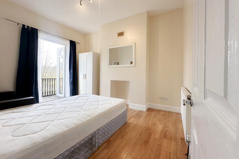 Property to rent, Venner Road, London, SE26