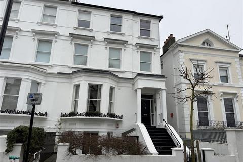 2 bedroom flat for sale - Priory Road, London NW6