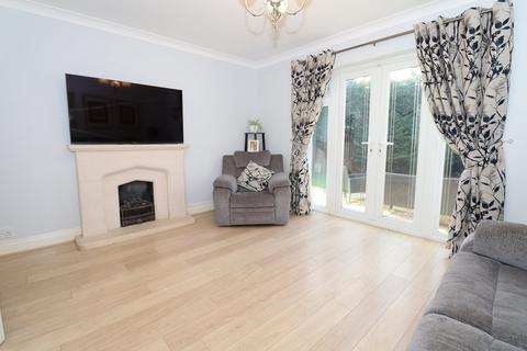 3 bedroom semi-detached house for sale, Foxbury Close, Bromley BR1