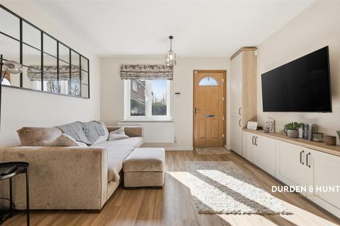 2 bedroom terraced house for sale, Maybury Close, Loughton, IG10