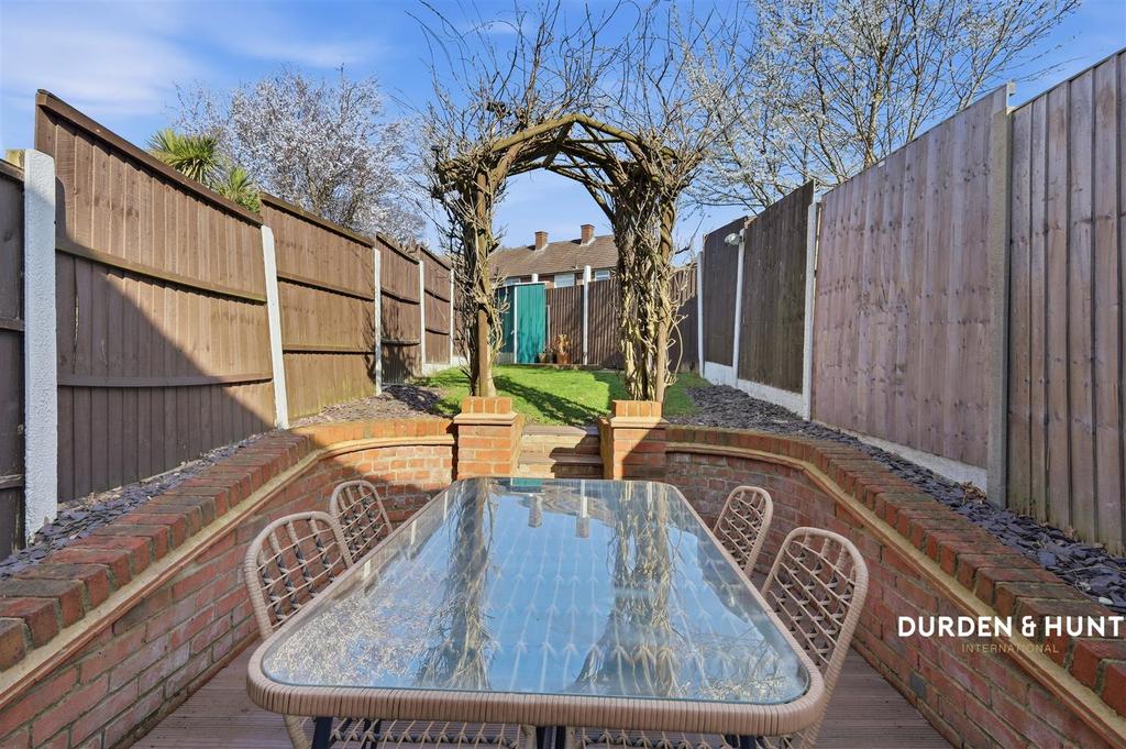 Maybury Close