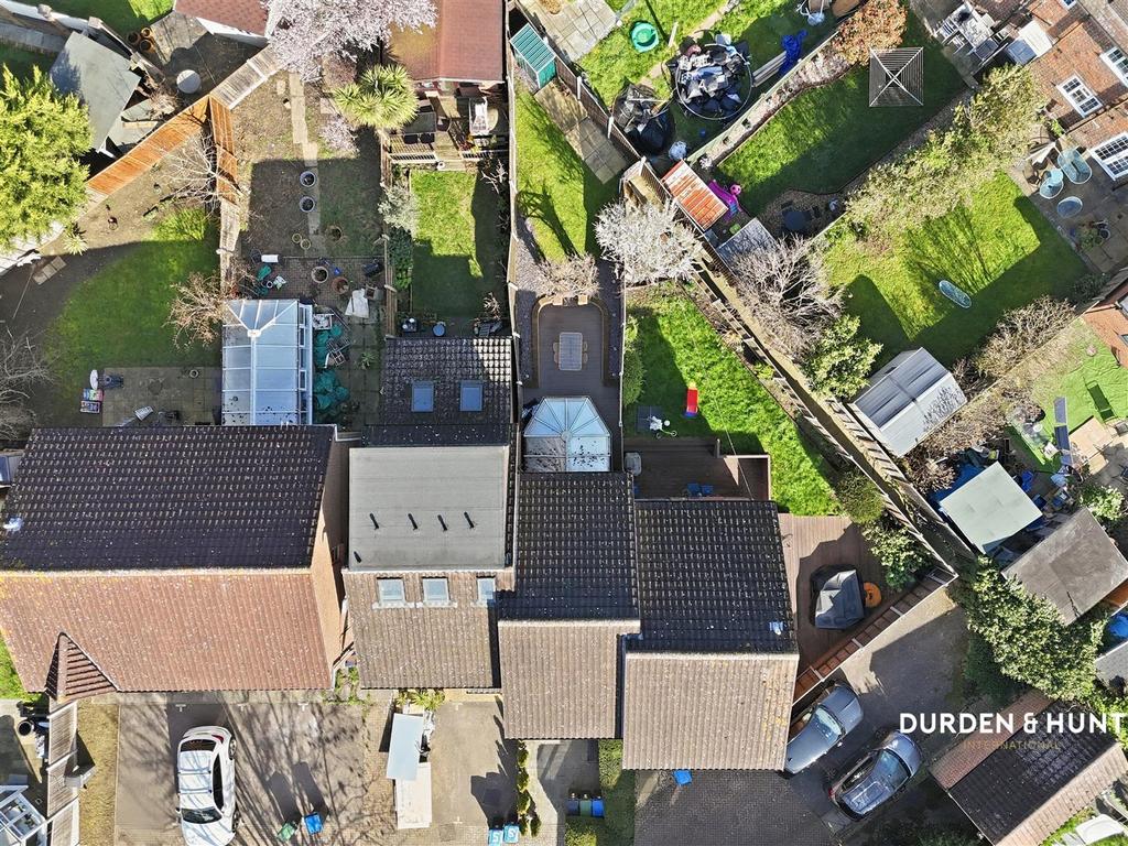Maybury Close