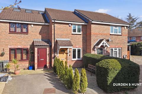 undefined, Maybury Close, Loughton, IG10