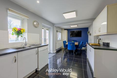 4 bedroom end of terrace house for sale, Clancey Way, Halesowen B63