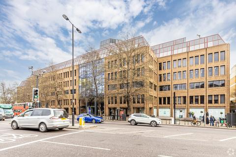 Office to rent, 40 Islington High St London N1 8XB