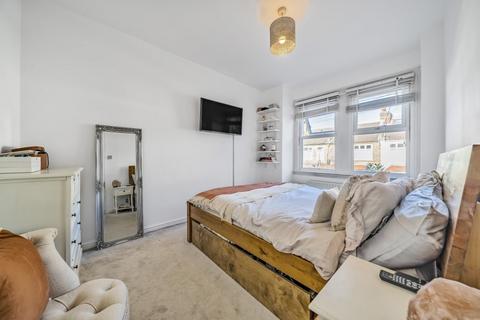 2 bedroom terraced house for sale, Clifton Park Avenue, London, SW20