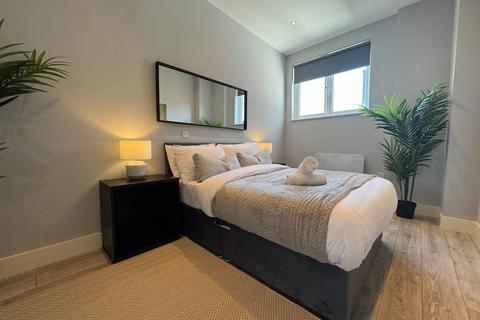 2 bedroom flat to rent, Avenir Heights, Station Approach Road, Coulsdon, CR5