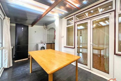 undefined, De Havilland Road, Edgware