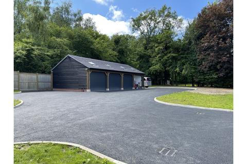 4 bedroom detached house for sale, Canterbury Road, Ashford, TN25