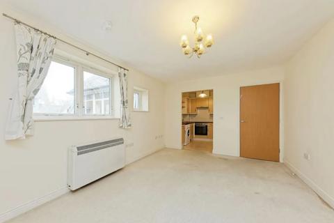 1 bedroom flat to rent, Bingley Court, Canterbury, CT1