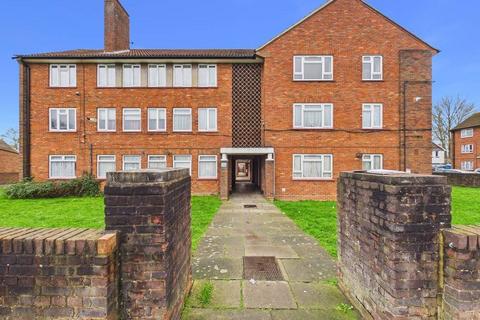 Convent Road, Ashford, Surrey, TW15