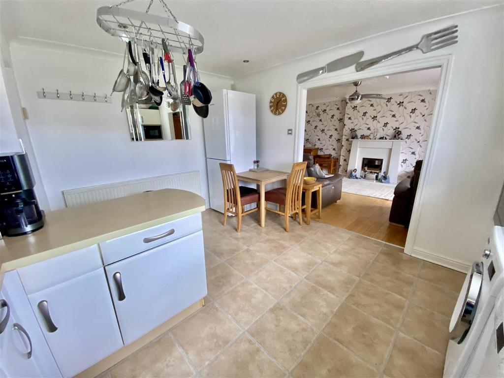 Bramleys Estate Agents - Lady Heton Avenue - Mirfi