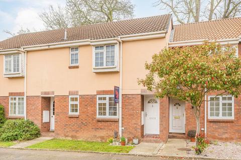 undefined, Finnart Close, Weybridge KT13
