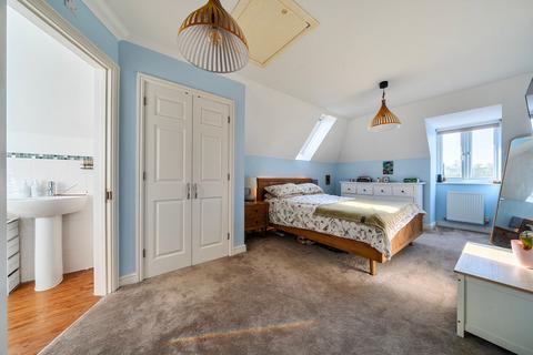 4 bedroom semi-detached house for sale, Benson Way, Rye TN31