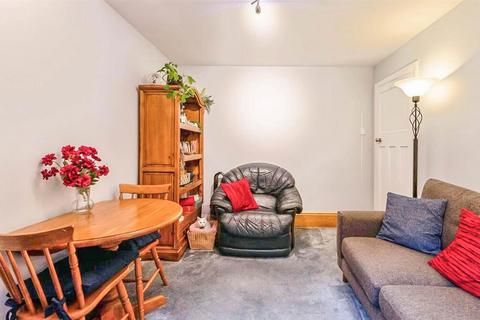2 bedroom maisonette for sale, St. Charles Road, Brentwood