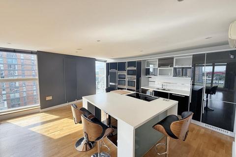 3 bedroom penthouse for sale, N V Building, Salford, Salford, Lancashire, M50