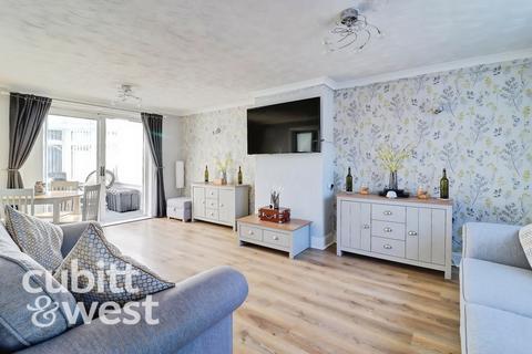 undefined, Thruxton Road Havant PO9