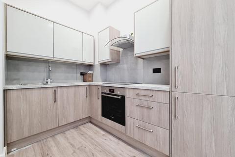1 bedroom flat to rent, Aster Court 7 Woodcote Road, Wallington