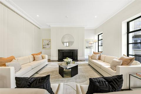 undefined, William Street, Knightsbridge Gate, Kinghtsbridge, London, SW1X