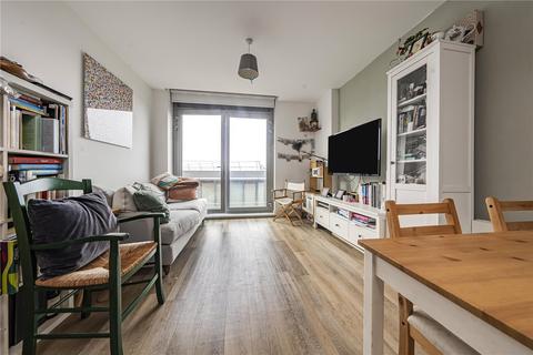 2 bedroom apartment for sale, Walpole Lodge, 7 Plaza Gardens, London, SW15