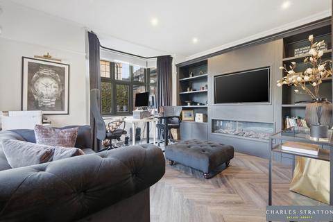 4 bedroom detached house for sale, Heath Drive, Gidea Park