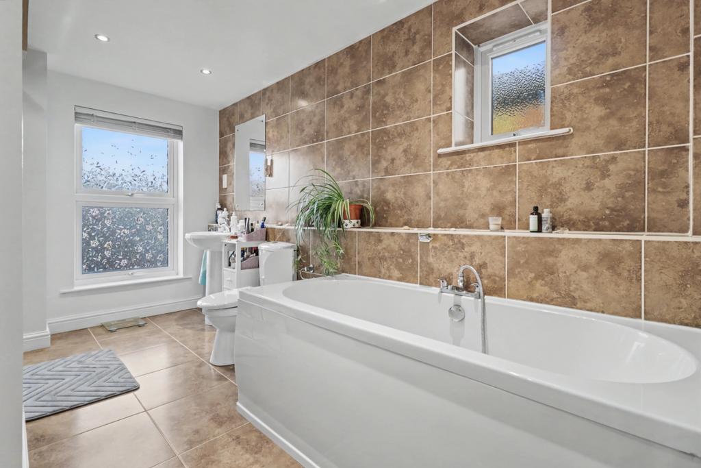 Main Bathroom