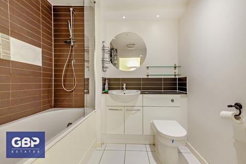 undefined, Mercury Gardens, Romford, RM1