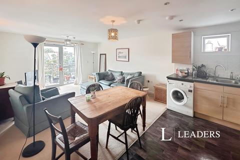 2 bedroom flat to rent, Lewes Road, Brighton, BN2