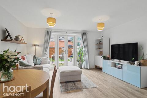 2 bedroom terraced house for sale, Chieftain Street, Bordon
