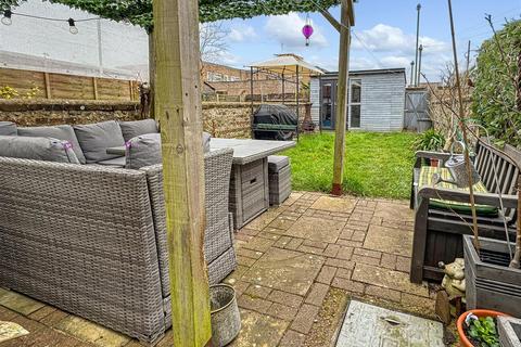 undefined, Queen Street, Littlehampton BN17