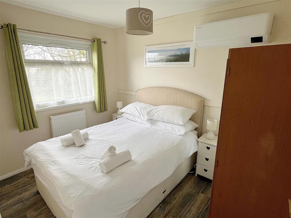 Bedroom One.jpg