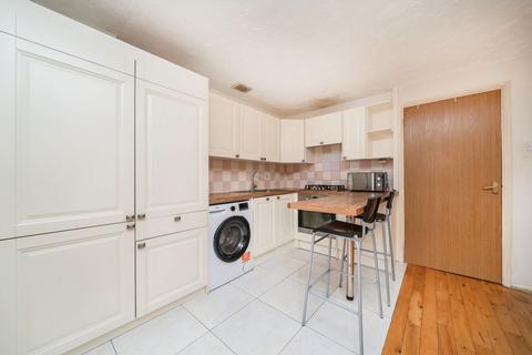 2 bedroom flat for sale, Shaftesbury Gardens, London NW10